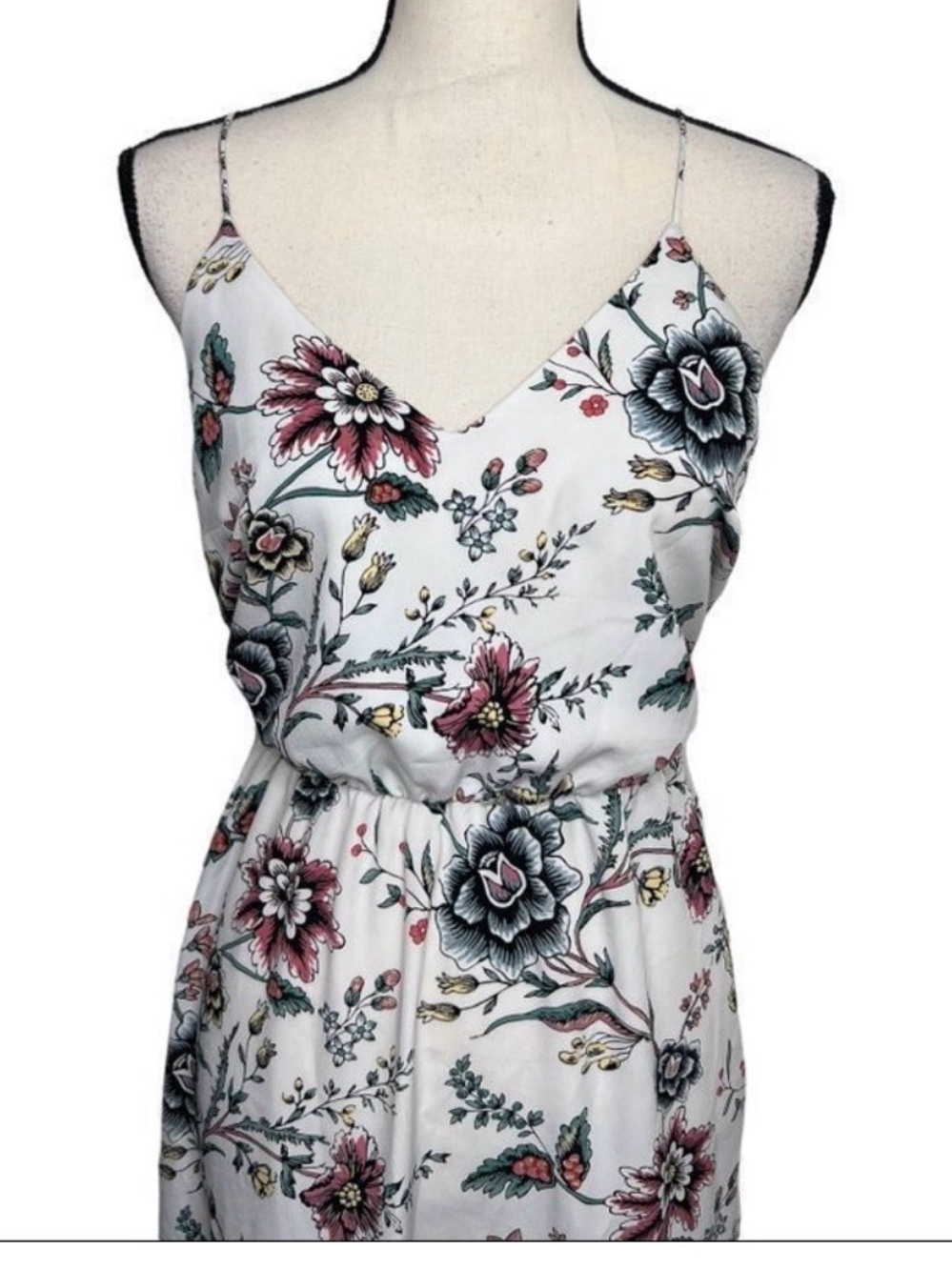 LOFT Petite White Floral Maxi Dress 8P side slit worn once.
